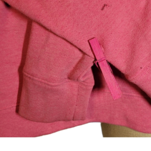 •𝙑𝙎•𝙋𝙄𝙉𝙆•𝙎𝙃𝙄𝙍𝙏• - Picture 8 of 10